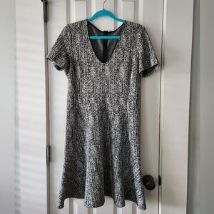 theory fit and flare dress, Size 12, black and white chevron